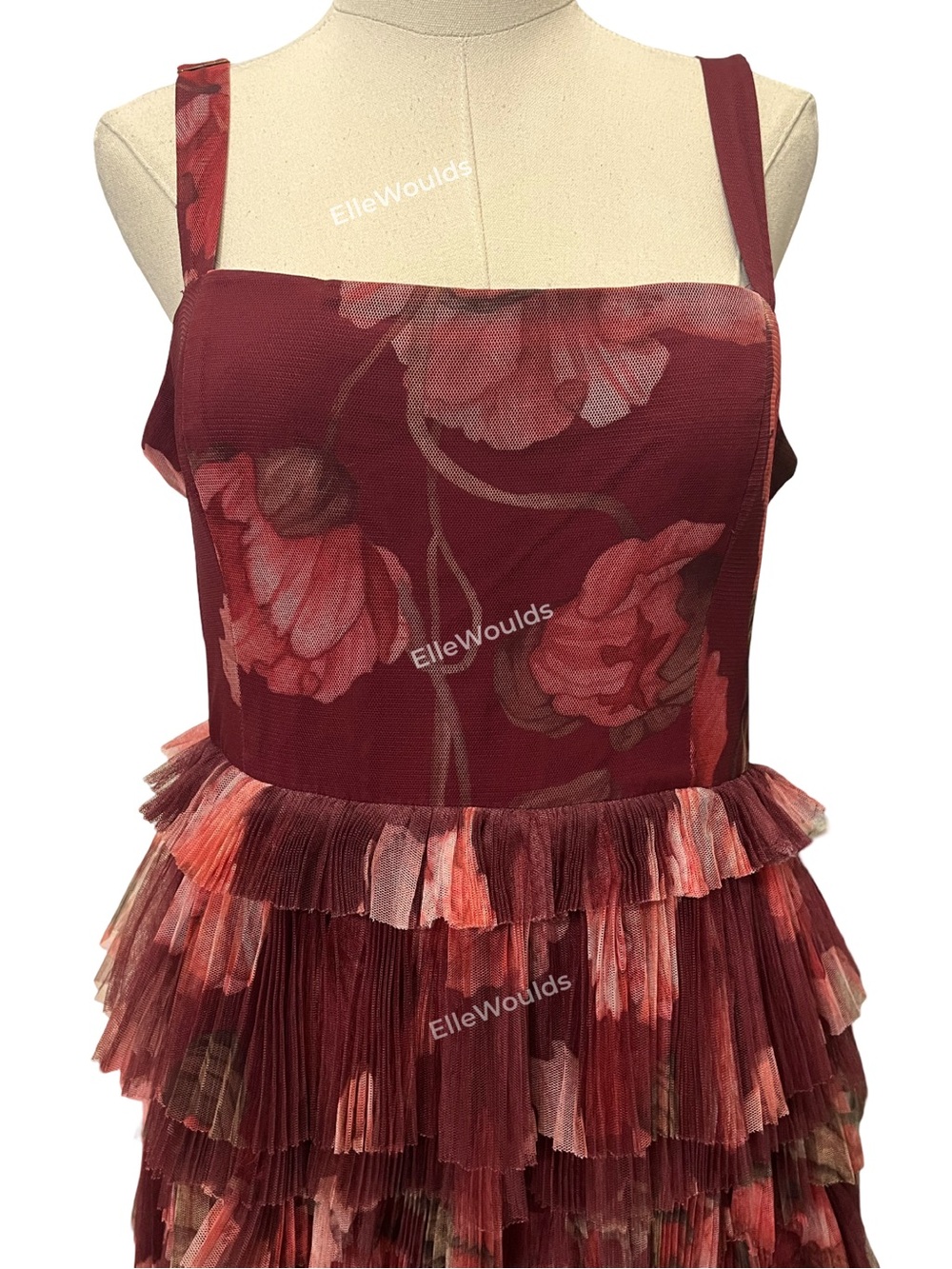 Hutch Nalina Dress Burgundy
Tiered Floral Maxi Dress Size 12 $394 - Picture 5 of 11